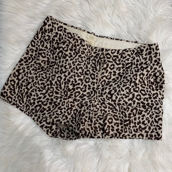 J. Crew Linen Leopard Print Shorts sz 6 - Picture 2 of 4